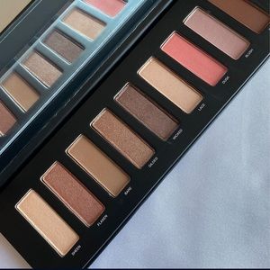 Brand new StudioMakeup eyeshadow palette